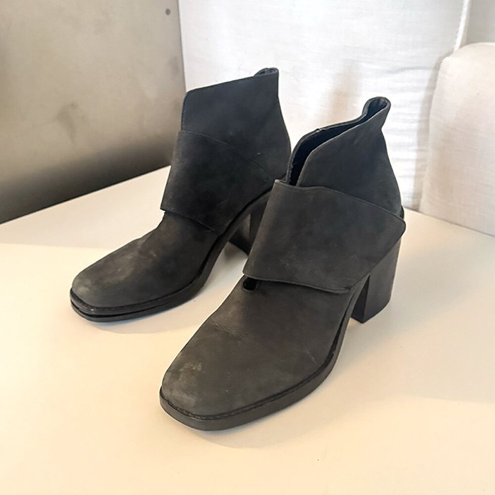 Shellys London Leather Charcoal Clock Heel Grey Ankle Boot